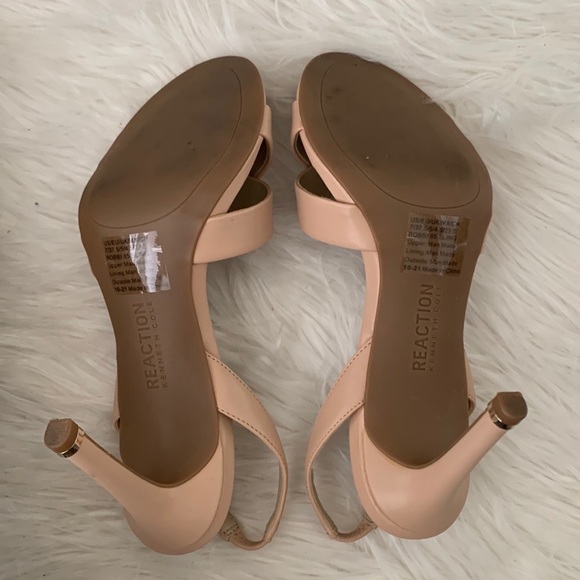 Kenneth Cole Reaction Tan Heels - Picture 8 of 10